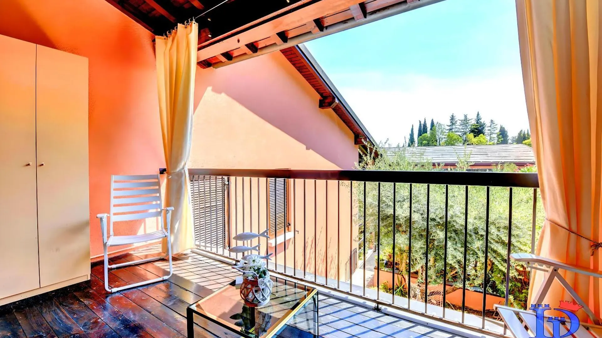 Desenzanoloft Aurelia Apartamento Desenzano del Garda 0*,  Itália